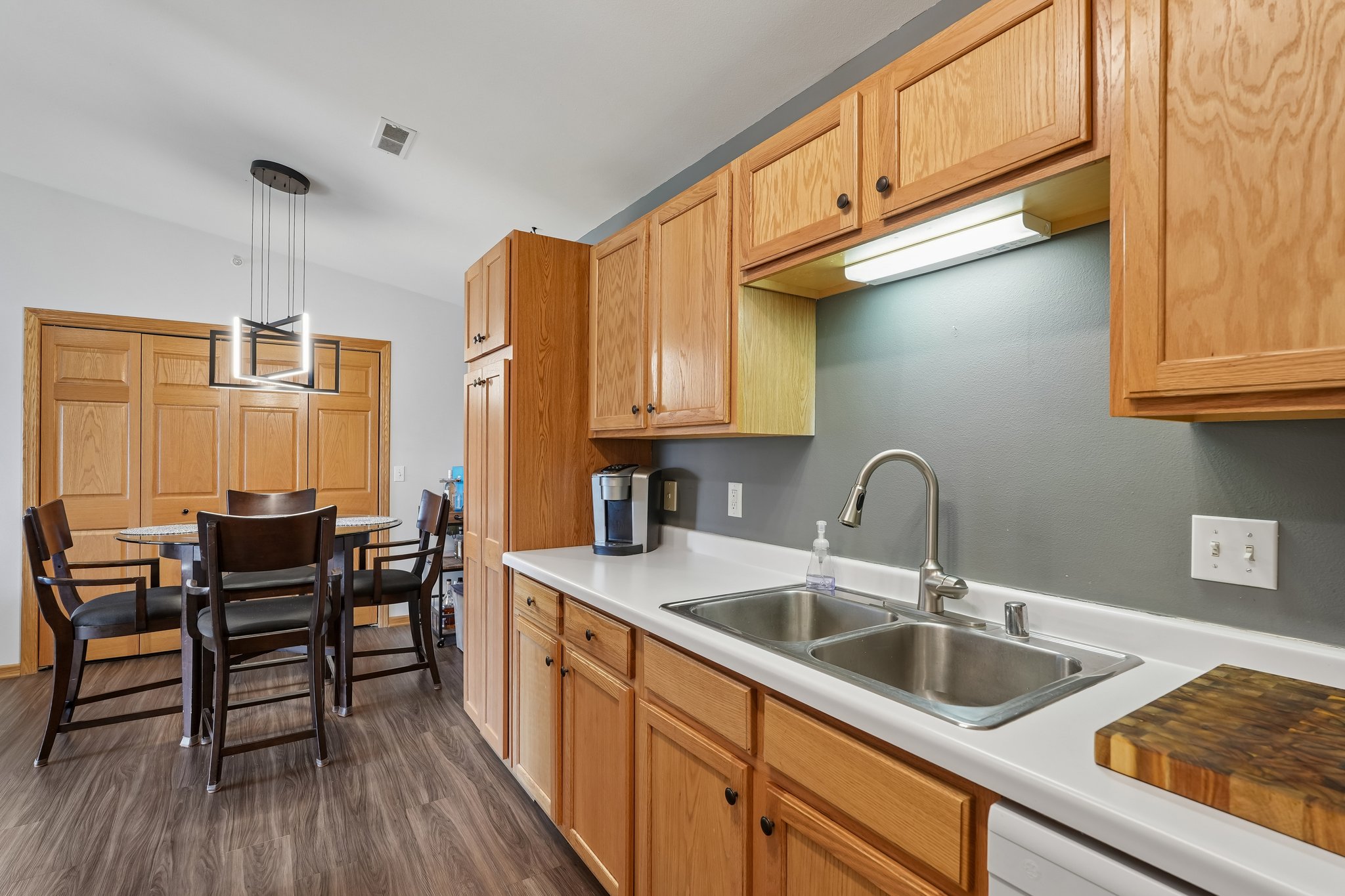 Lannon Terrace 1202-S2608-014.jpg