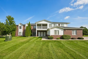 Lannon Terrace 1202-S2608-001.jpg