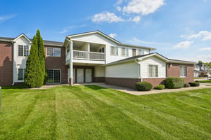 Lannon Terrace 1202-S2608-002.jpg