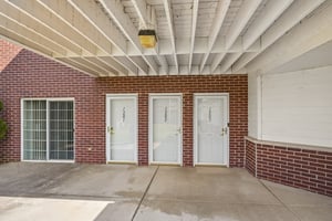 Lannon Terrace 1202-S2608-003.jpg