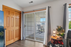 Lannon Terrace 1202-S2608-007.jpg