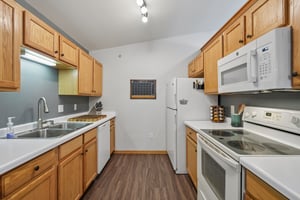 Lannon Terrace 1202-S2608-013.jpg
