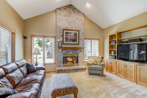 6 Family room