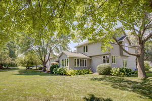 11 Exterior