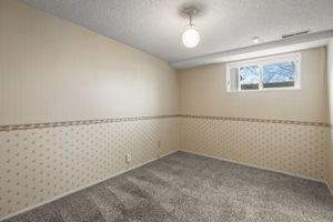  Photo 35
