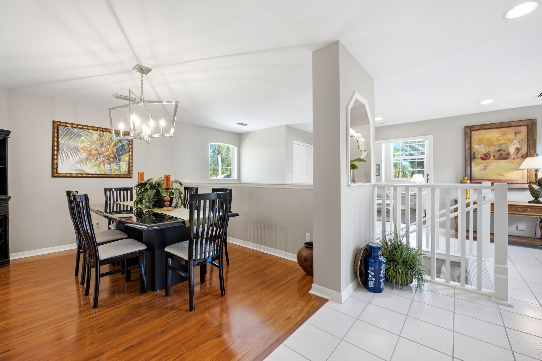 Foyer/Dining Room