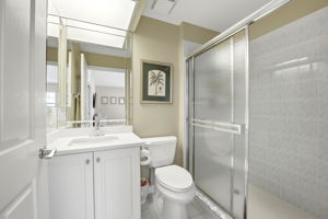 Guest Bath with quartz vanity
