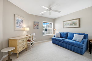 Guest Bedroom/Den with sleeper sofa