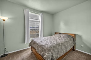  Photo 33