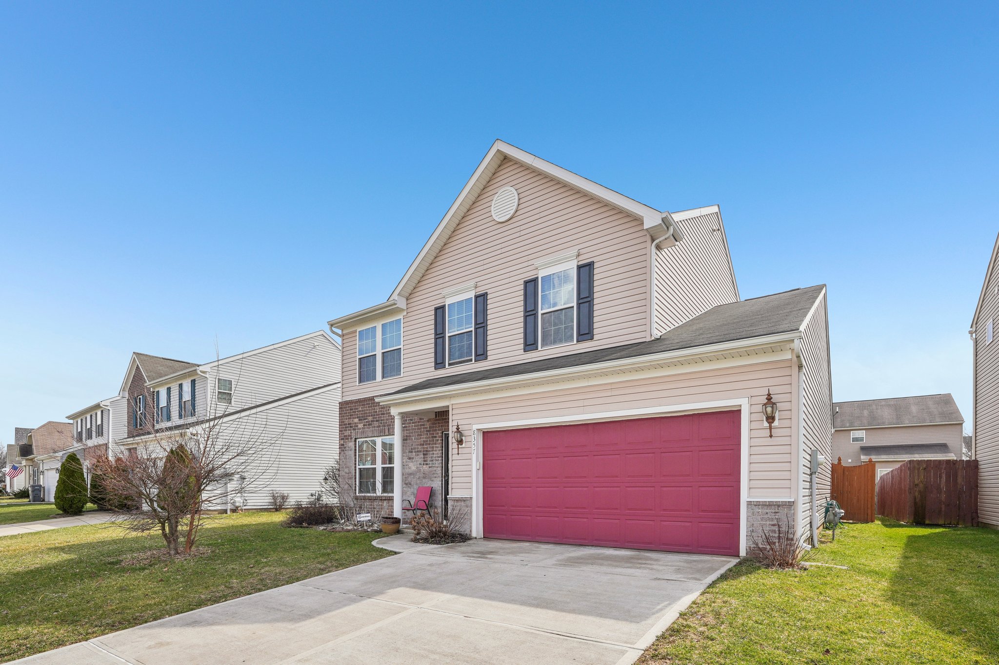 Gates Corner Dr-S0703-003.jpg