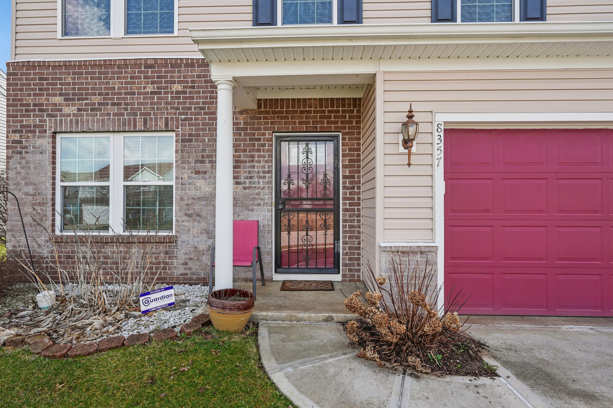 Gates Corner Dr-S0703-005.jpg