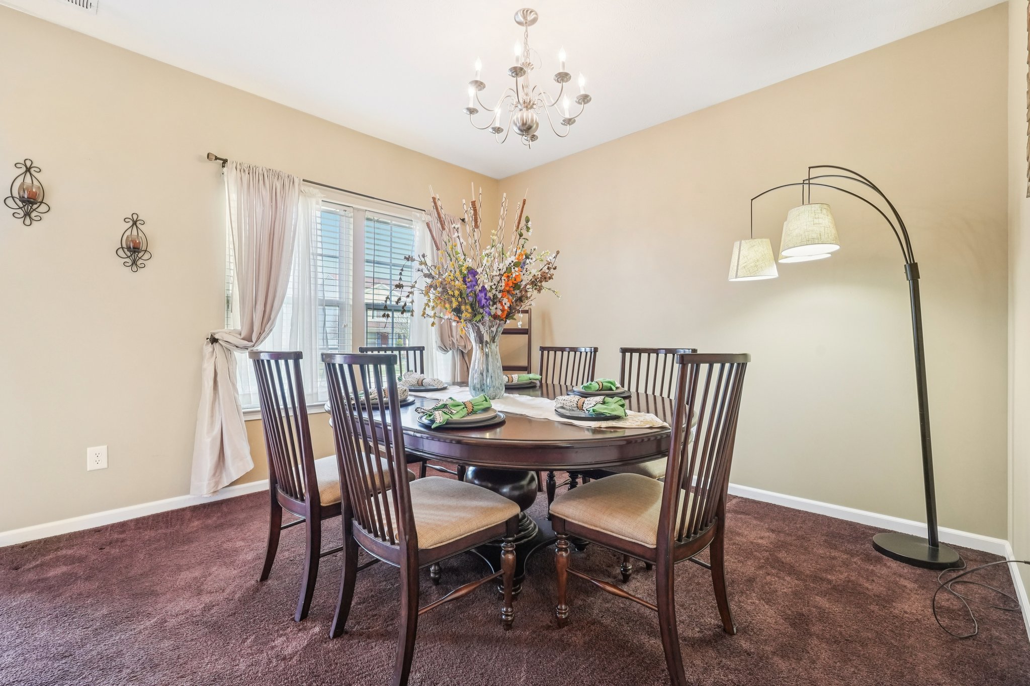 Gates Corner Dr-S0703-020.jpg