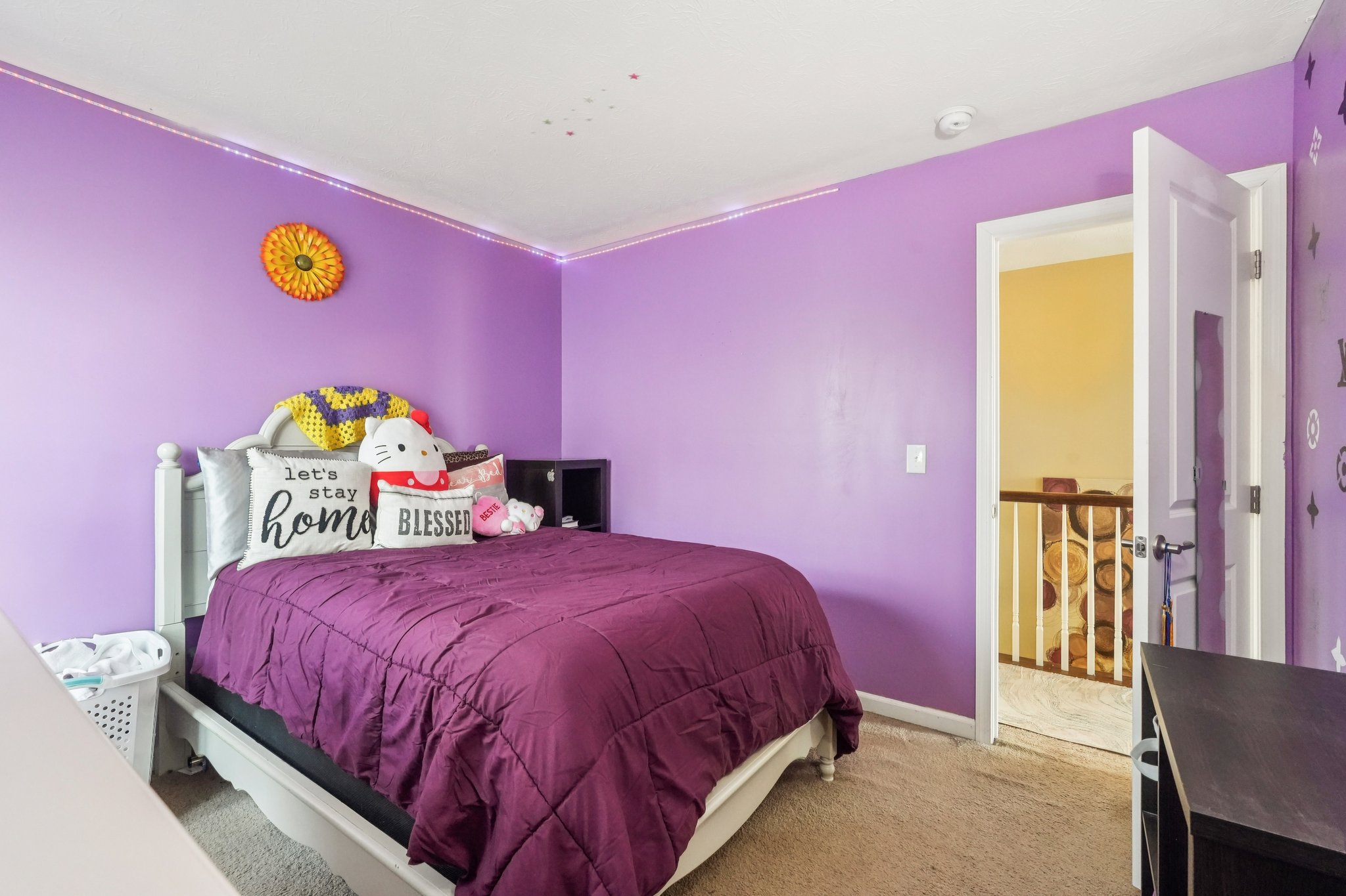 Gates Corner Dr-S0703-047.jpg