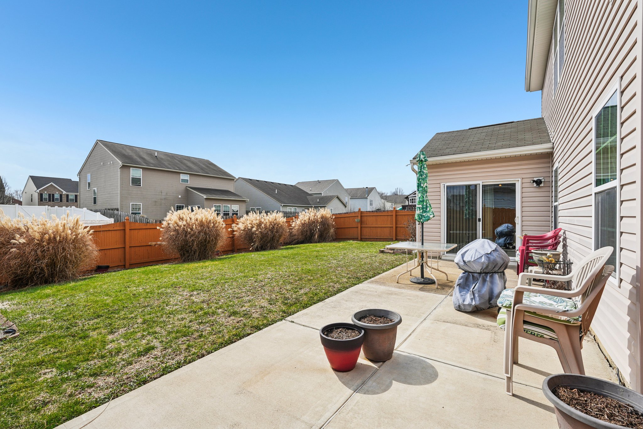 Gates Corner Dr-S0703-064.jpg