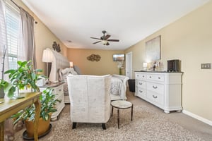 Gates Corner Dr-S0703-060.jpg