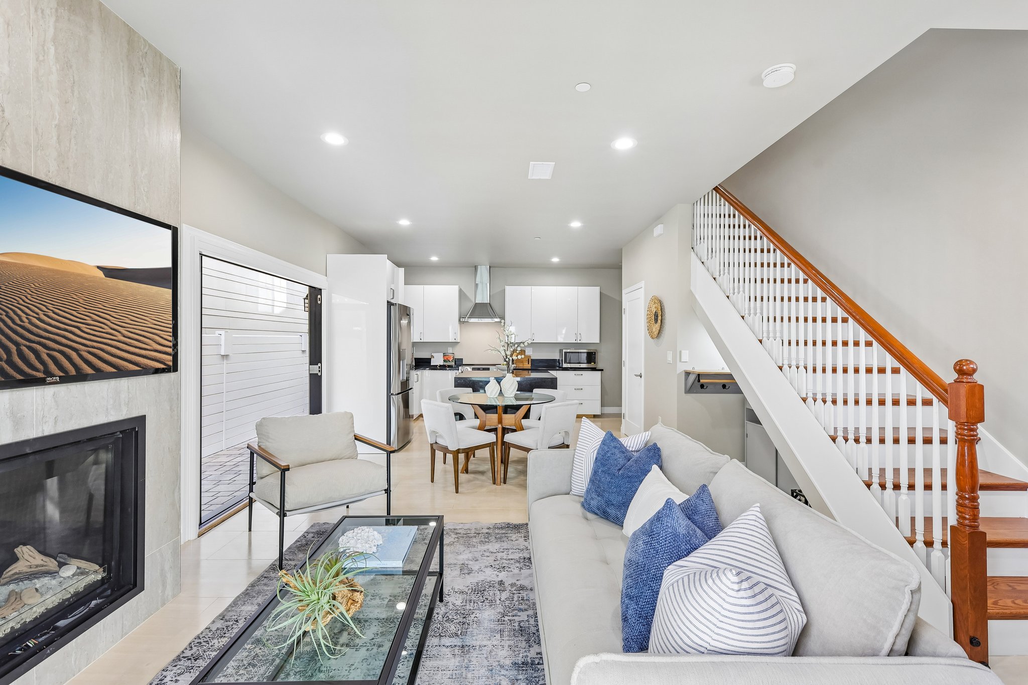 C Ave-S2909-013.jpg
