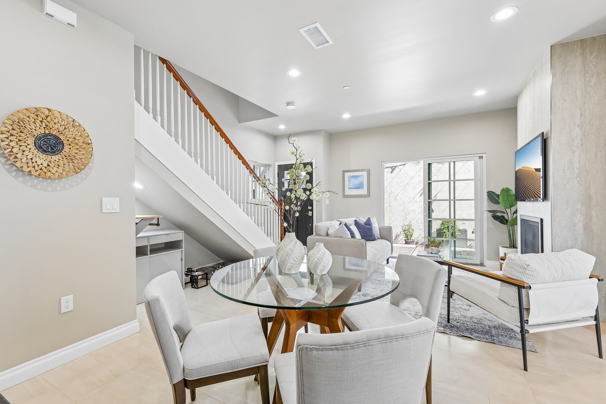 C Ave-S2909-015.jpg