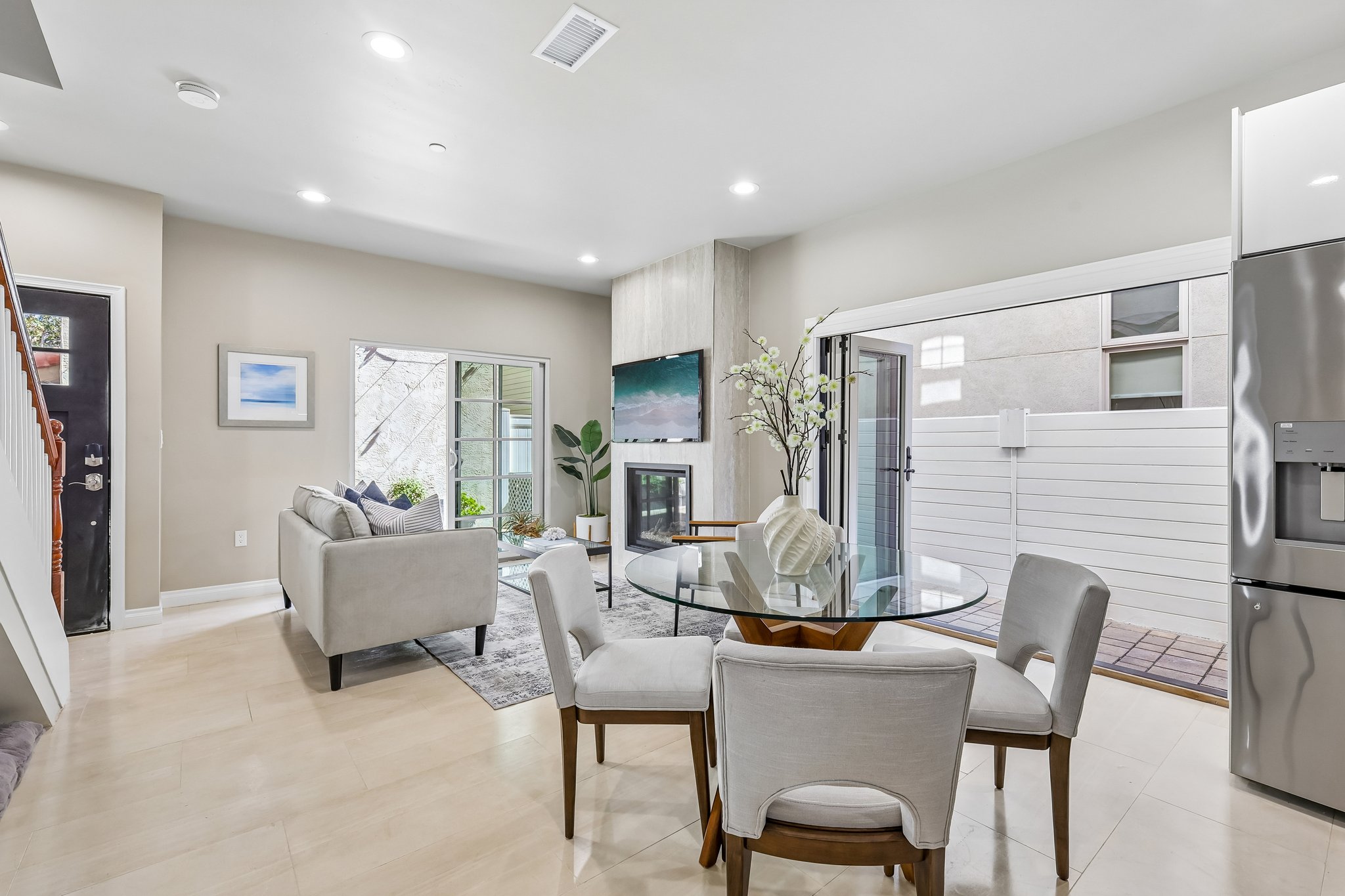 C Ave-S2909-016.jpg