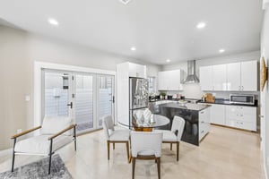 C Ave-S2909-018.jpg