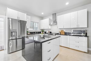 C Ave-S2909-019.jpg