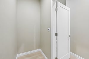 C Ave-S2909-034.jpg