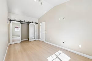 C Ave-S2909-039.jpg
