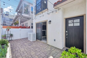 C Ave-S2909-055.jpg