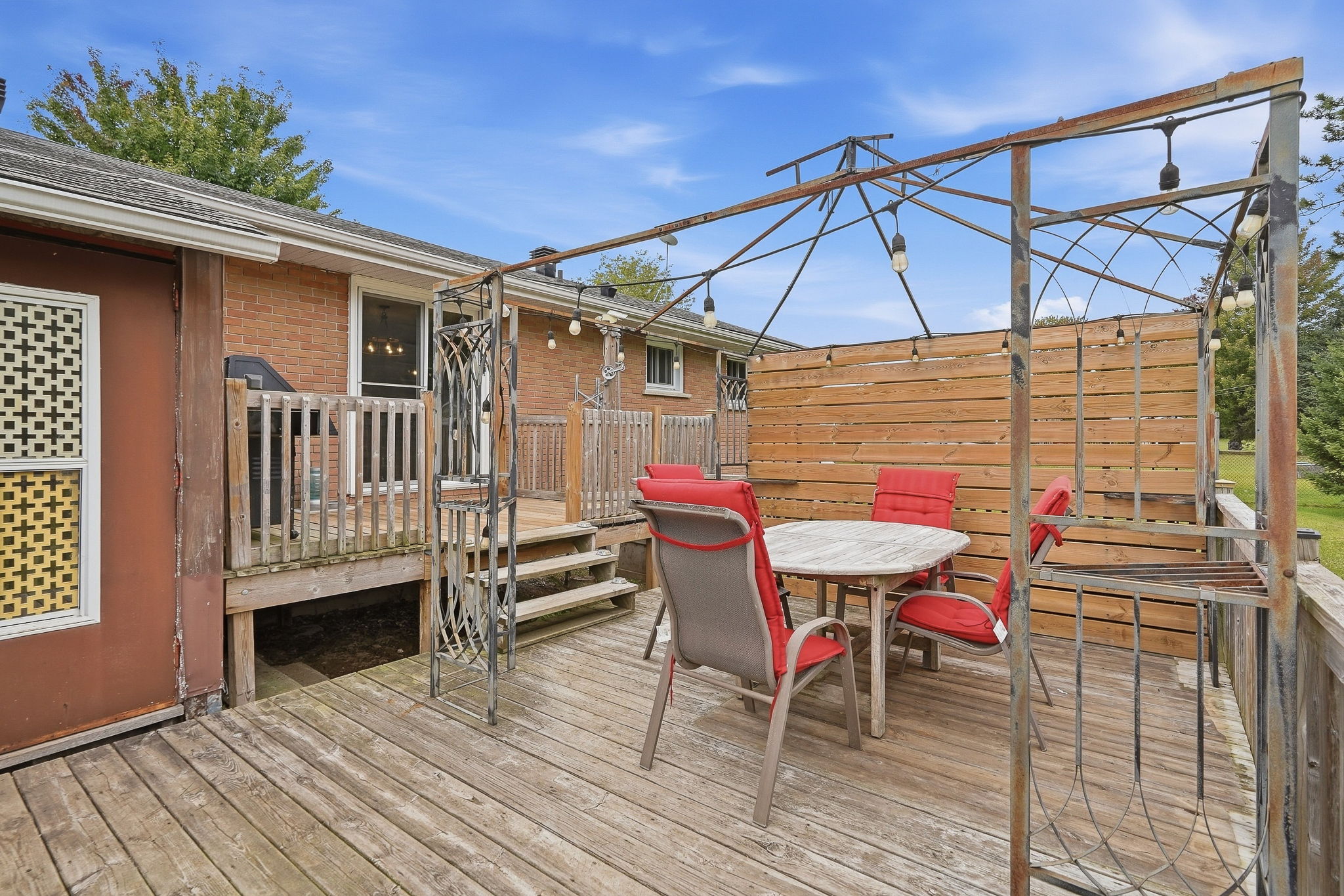  Photo 28