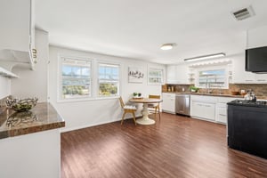 Loma Vista St-L0808-014.jpg