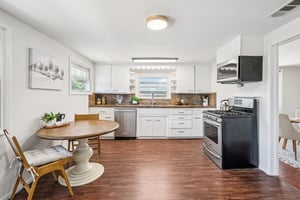 Loma Vista St-L0808-015.jpg