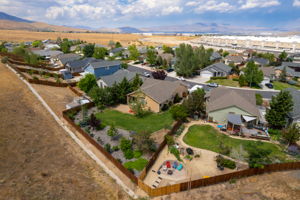 836 Sauvignon Dr, Reno, NV 89506, USA Photo 27