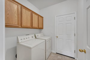 836 Sauvignon Dr, Reno, NV 89506, USA Photo 17
