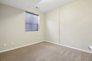 Vernon Dr-2904-015.jpg