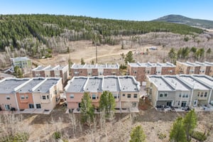 Vernon Dr-2904-042.jpg