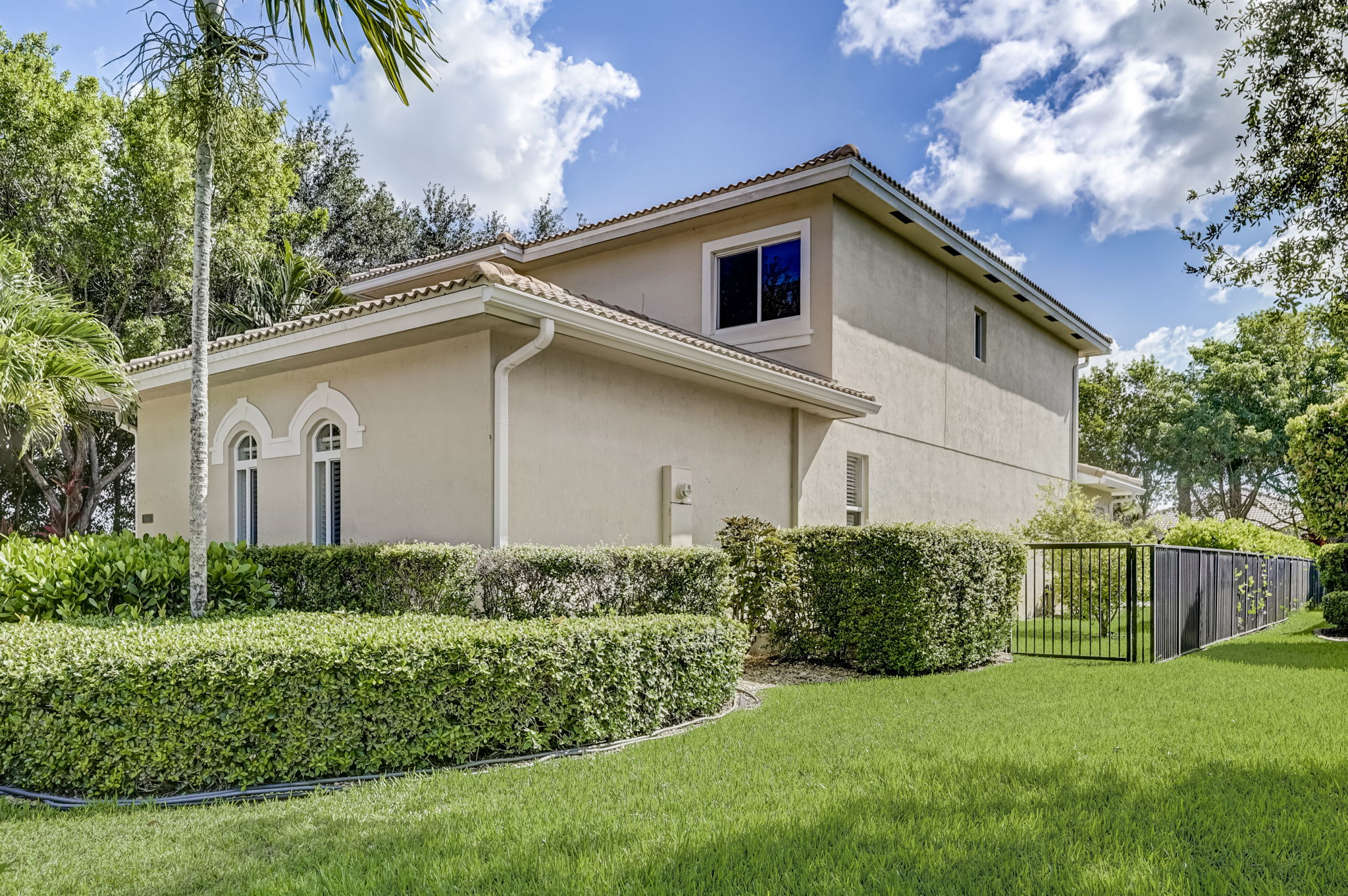 8364 Lyons Ranches Road, Boynton Beach, FL 33472 ShowingTime+ Listing Media Services