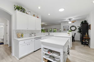 Kitchen 4