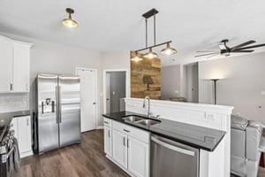 Northwich Ave-S1908-013.jpg