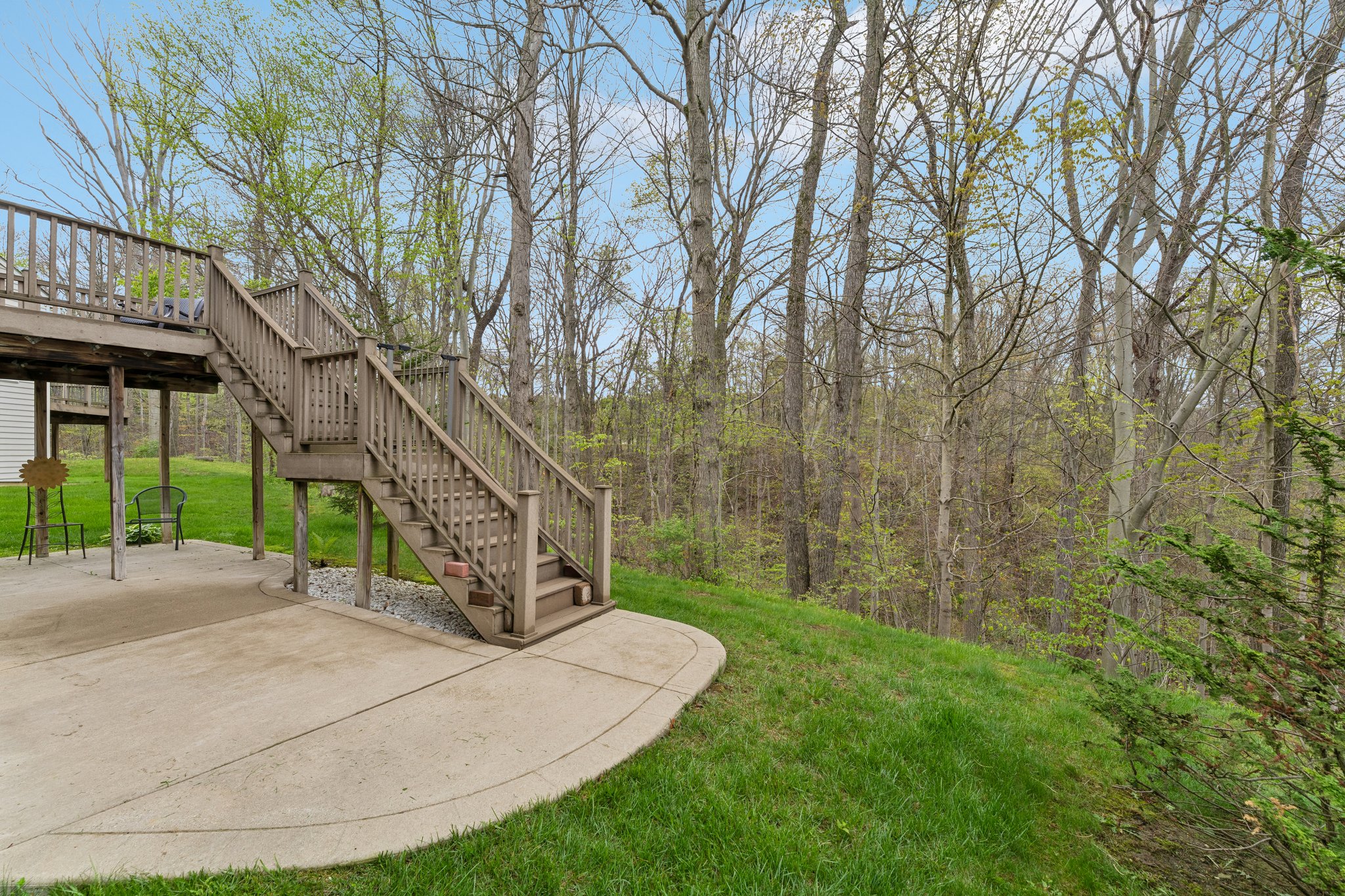 Willow Creek Dr-S0105-064.jpg