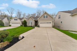 Willow Creek Dr-S0105-001.jpg