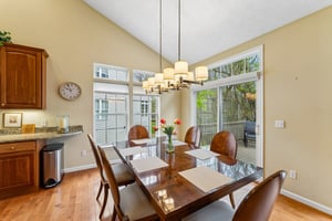 Willow Creek Dr-S0105-016.jpg