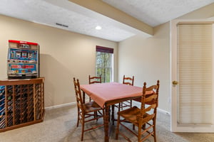 Willow Creek Dr-S0105-020.jpg