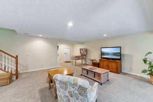 Willow Creek Dr-S0105-026.jpg