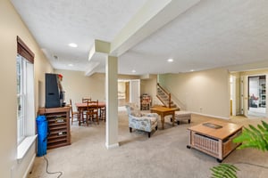 Willow Creek Dr-S0105-027.jpg