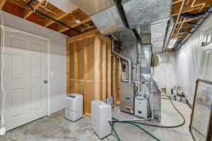 Willow Creek Dr-S0105-060.jpg