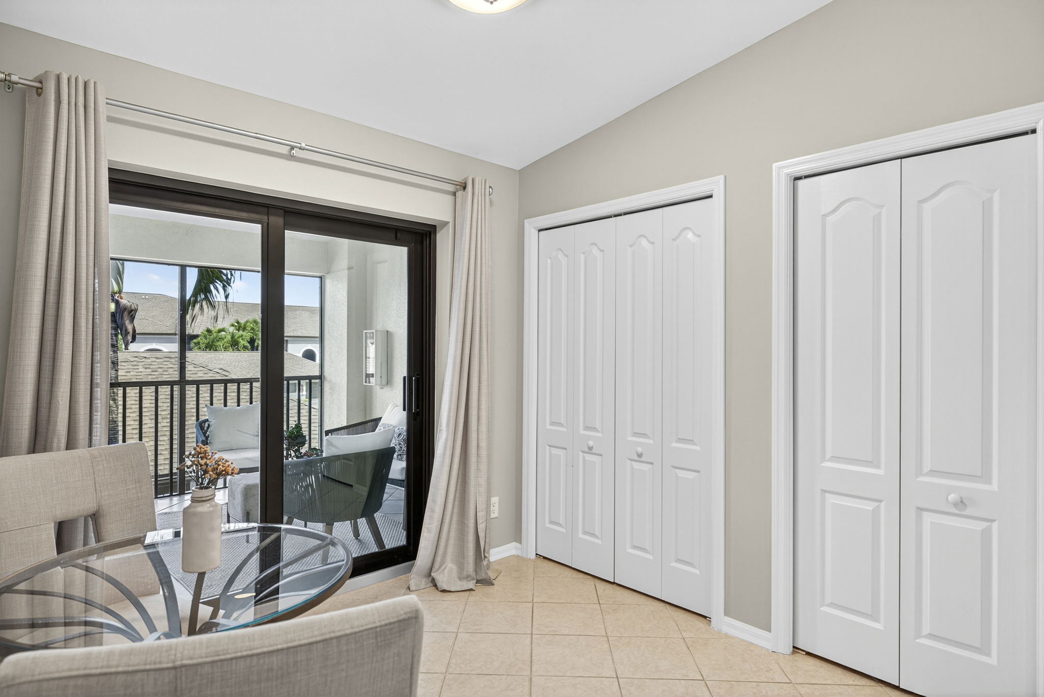 Breakfast Nook 2 of 2