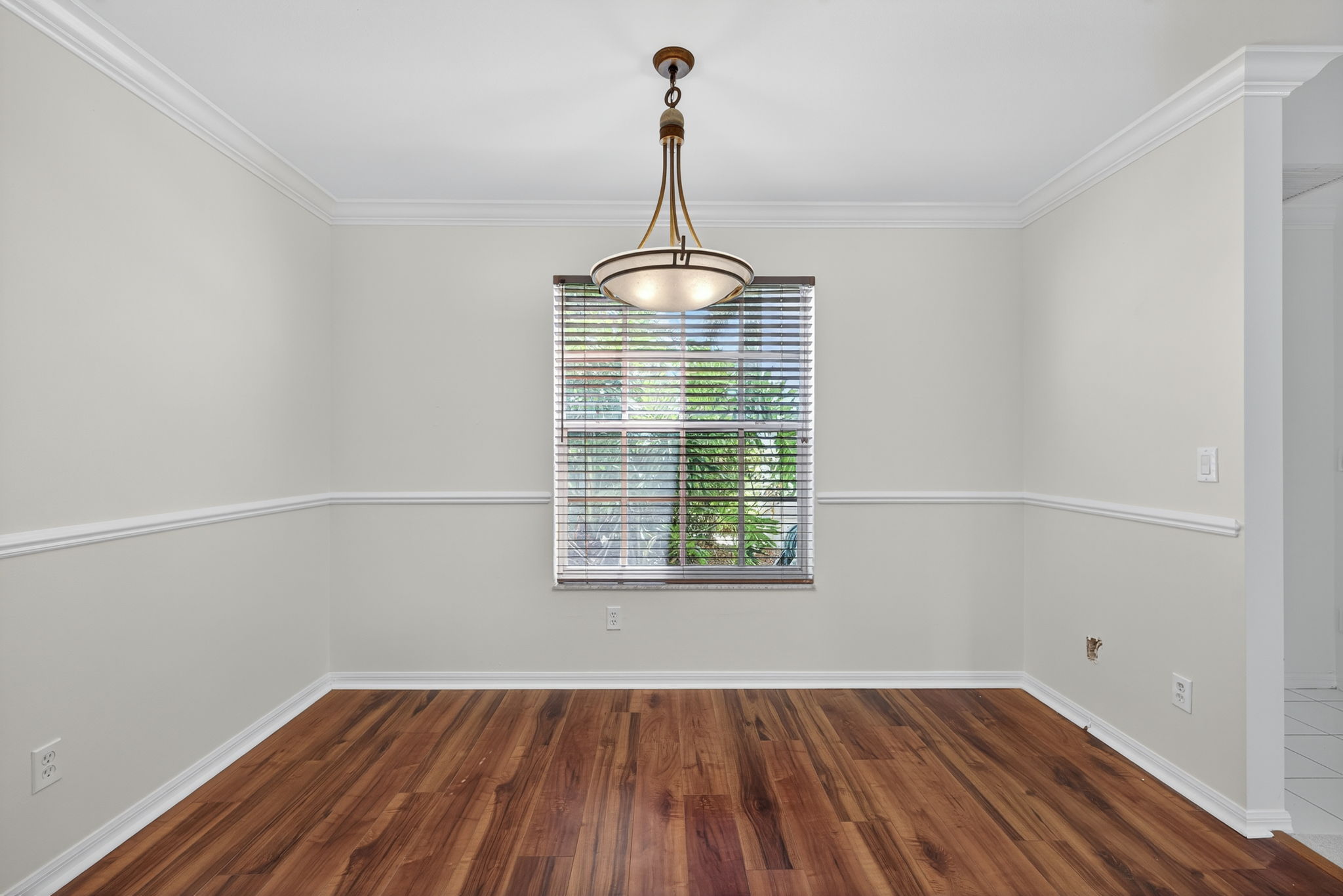 Breakfast Nook 3 of 3