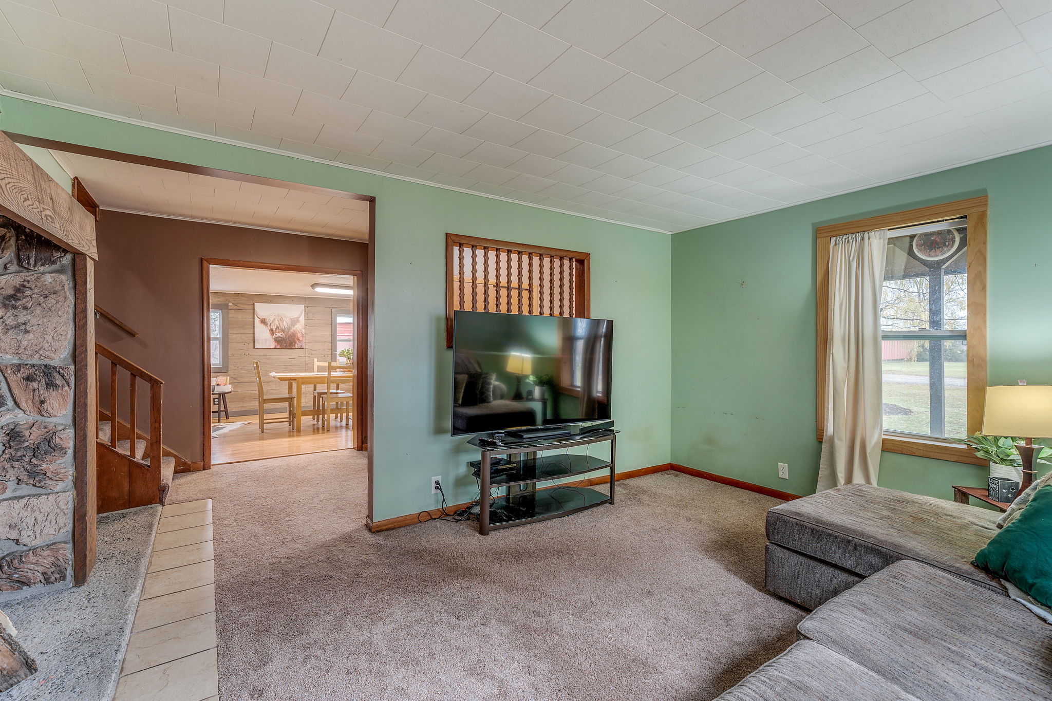 6 Living Room