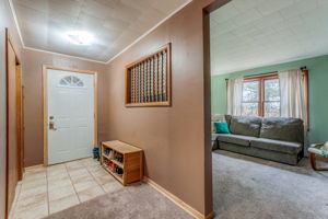 3 Foyer