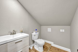  Photo 47