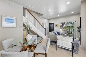 C Ave-S0708-012.jpg